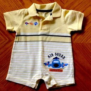 Carter’s 6 month jumper